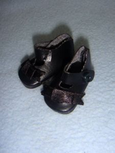 Shoe - German Button Strap - 1 1/2" Black
